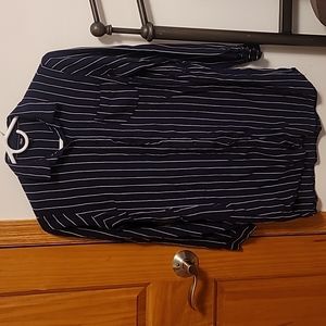 Long Dark Navy Blue & White dress shirt size 6 from R&B
